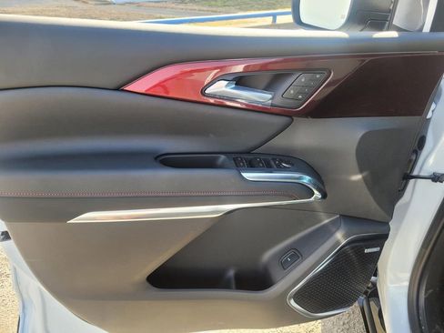 New 2026 Chevrolet Traverse RS FWD image 13