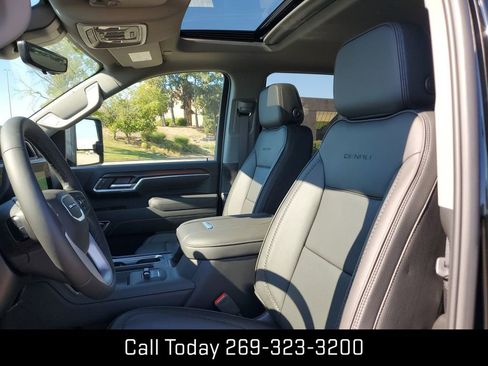 New 2026 GMC Sierra 2500 Denali w/ Denali Reserve Package image 20