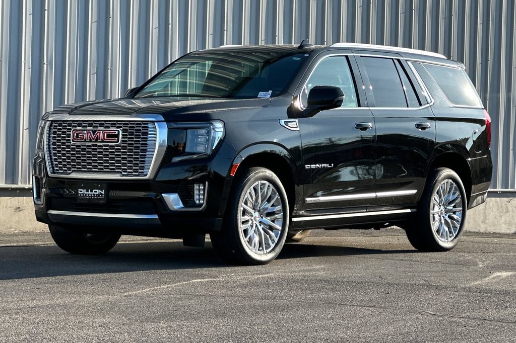 Used 2024 GMC Yukon Denali w/ Advanced Technology Package AWD/4WD image 11