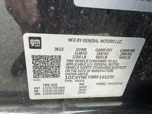 Used 2024 Chevrolet Silverado 2500 LT w/ Safety Package AWD/4WD image 19