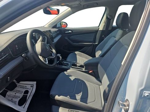 New 2025 Volkswagen Jetta SEL image 13