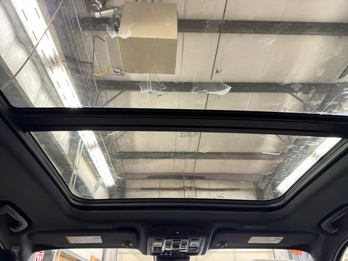 New 2026 Chevrolet Tahoe High Country image 33