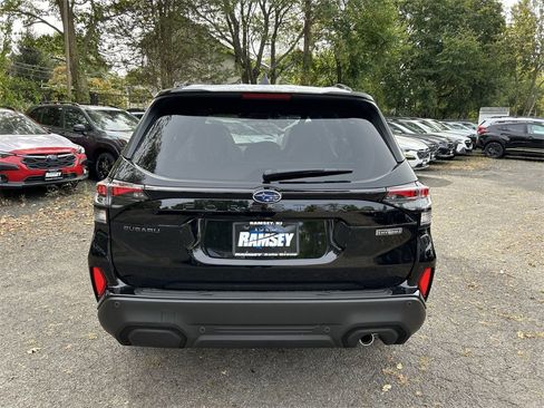 New 2025 Subaru Forester Touring image 7