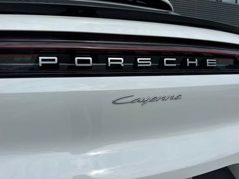 Used 2026 Porsche Cayenne Coupe image 13