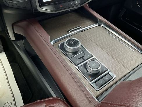 Used 2023 Ford Expedition Max Limited image 21