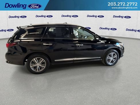 Used 2020 INFINITI QX60 Luxe w/ Essential Package image 4