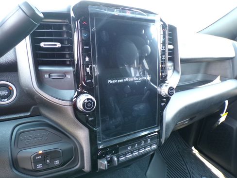 New 2026 RAM 2500 Tradesman AWD/4WD image 19