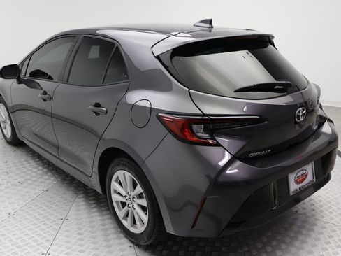 Used 2025 Toyota Corolla SE image 11