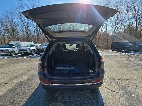 Used 2022 Jeep Grand Cherokee Limited 4xe w/ Luxury Tech Group II image 18