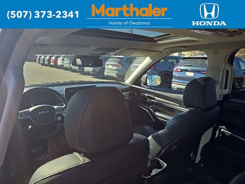 Used 2022 Kia Telluride SX image 12