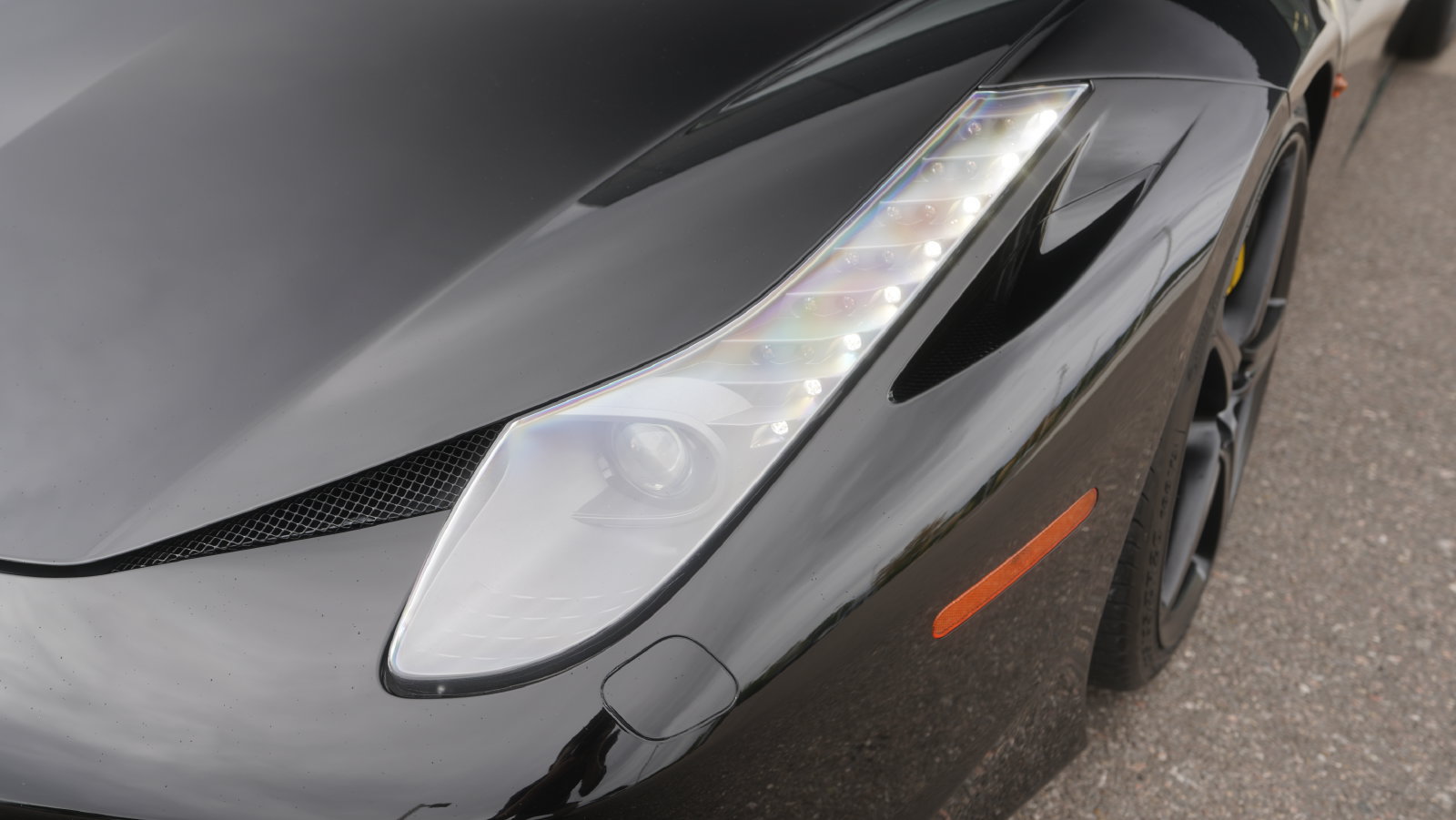 Used 2014 Ferrari 458 Spider RWD image 28