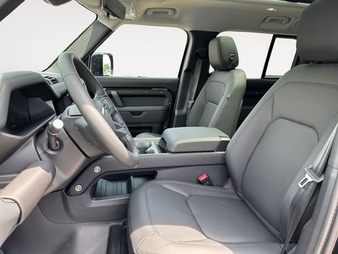 New 2026 Land Rover Defender 130 S AWD/4WD image 9