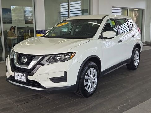 Used 2020 Nissan Rogue S image 4