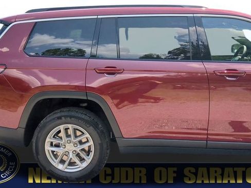 New 2025 Jeep Grand Cherokee L Laredo w/ Luxury Tech Group I image 7