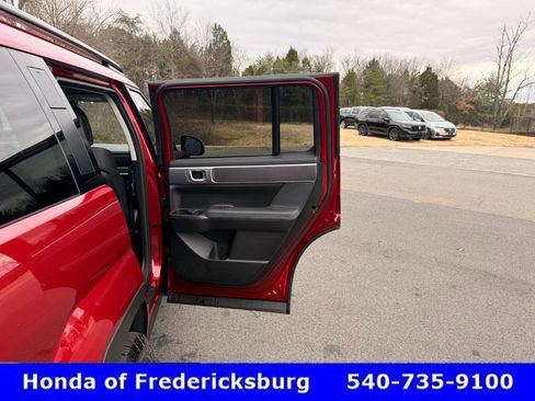 Used 2024 Hyundai Santa Fe XRT image 17