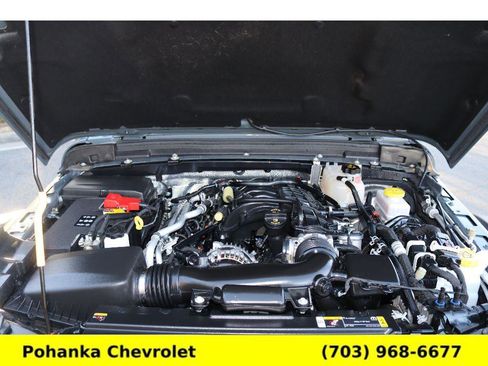 Used 2024 Jeep Wrangler Rubicon w/ Technology Group image 33