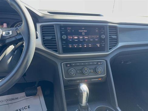 Used 2019 Volkswagen Atlas SE image 13