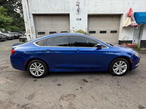 Used 2015 Chrysler 200 Limited FWD image 12
