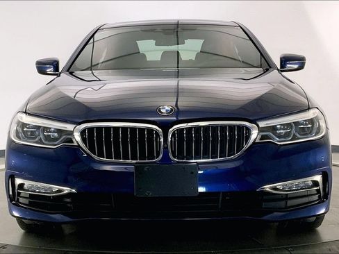 Used 2018 BMW 530i xDrive AWD/4WD image 2
