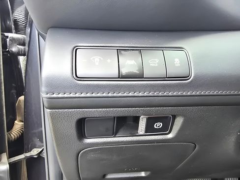 Used 2023 Hyundai Santa Fe SEL w/ Premium Package image 14