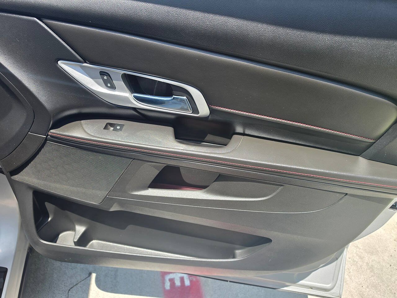 Used 2014 GMC Terrain SLE FWD image 29