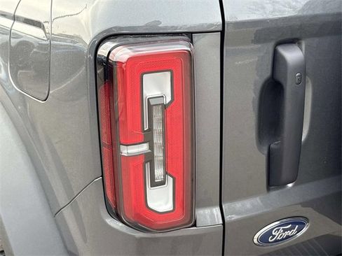 New 2025 Ford Bronco Badlands image 12