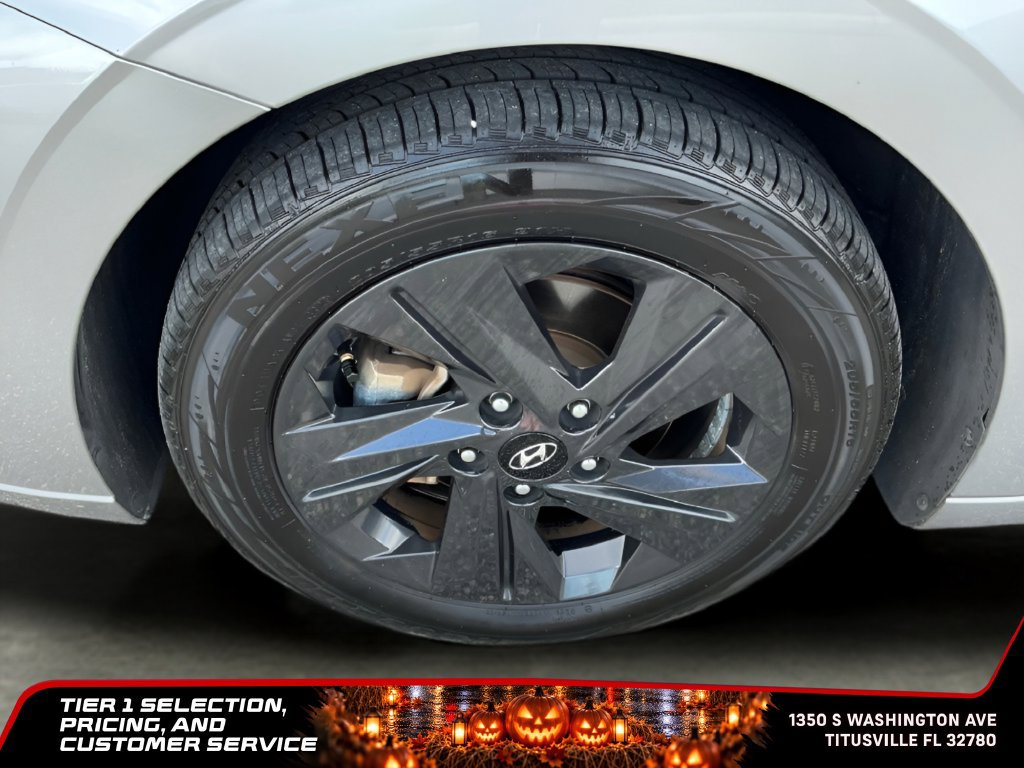 Used 2021 Hyundai Elantra SEL w/ Convenience Package FWD image 18