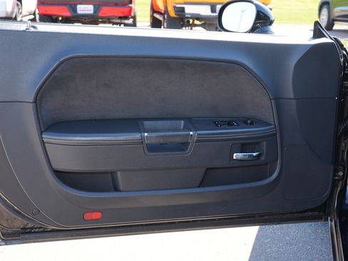 Used 2008 Dodge Challenger SRT8 image 18