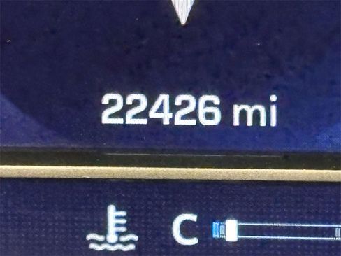 Used 2023 Chevrolet Tahoe LT w/ Luxury Package image 32