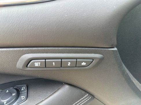 Used 2017 Buick LaCrosse Premium w/ Driver Confidence Package #2 FWD image 9