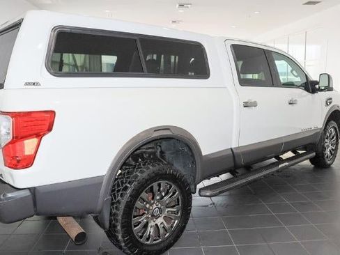 Used 2018 Nissan Titan Platinum Reserve w/ Platinum Utility Package image 5