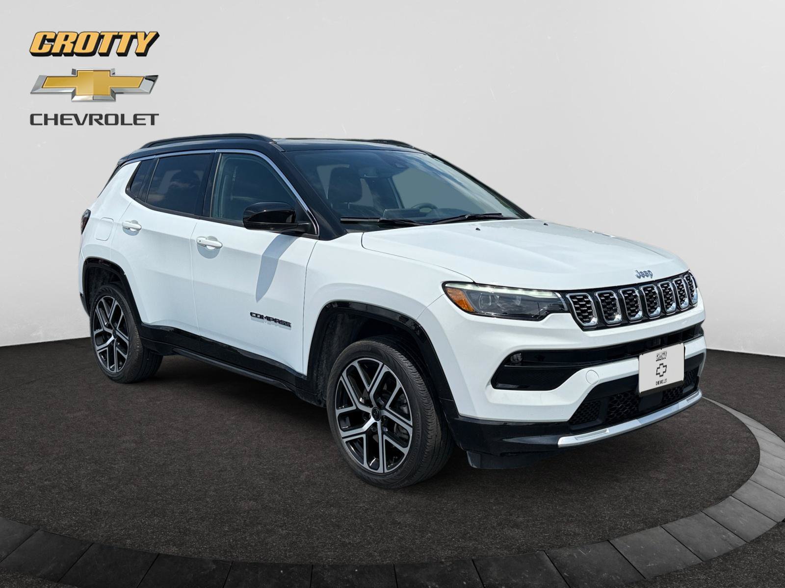 Used 2025 Jeep Compass Limited w/ Elite Group AWD/4WD image 7
