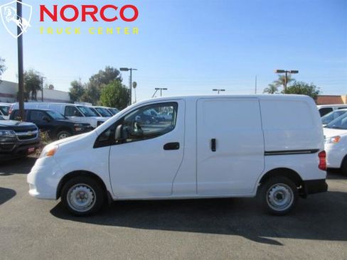 Used 2015 Nissan NV200 S image 5