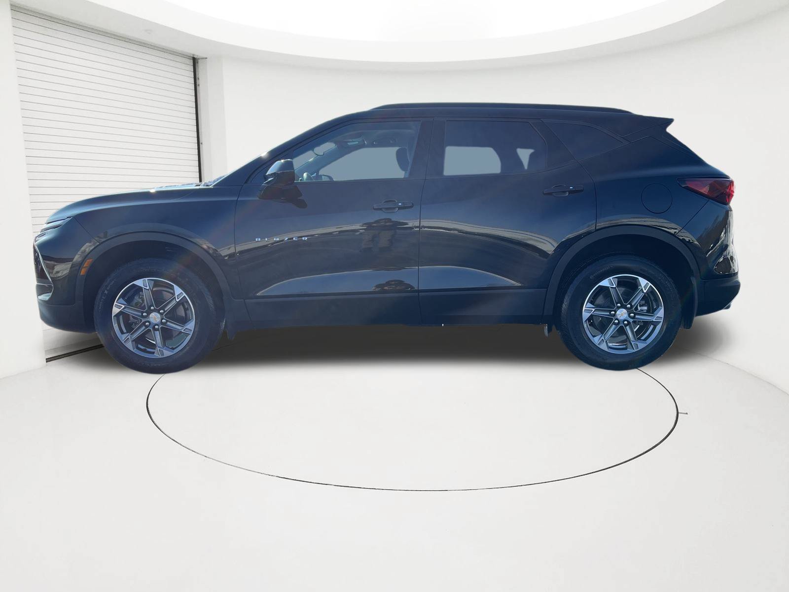 New 2025 Chevrolet Blazer LT w/ Convenience Package AWD/4WD image 5