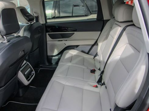 Used 2026 Lincoln Nautilus Premier w/ Jet Appearance Package image 8