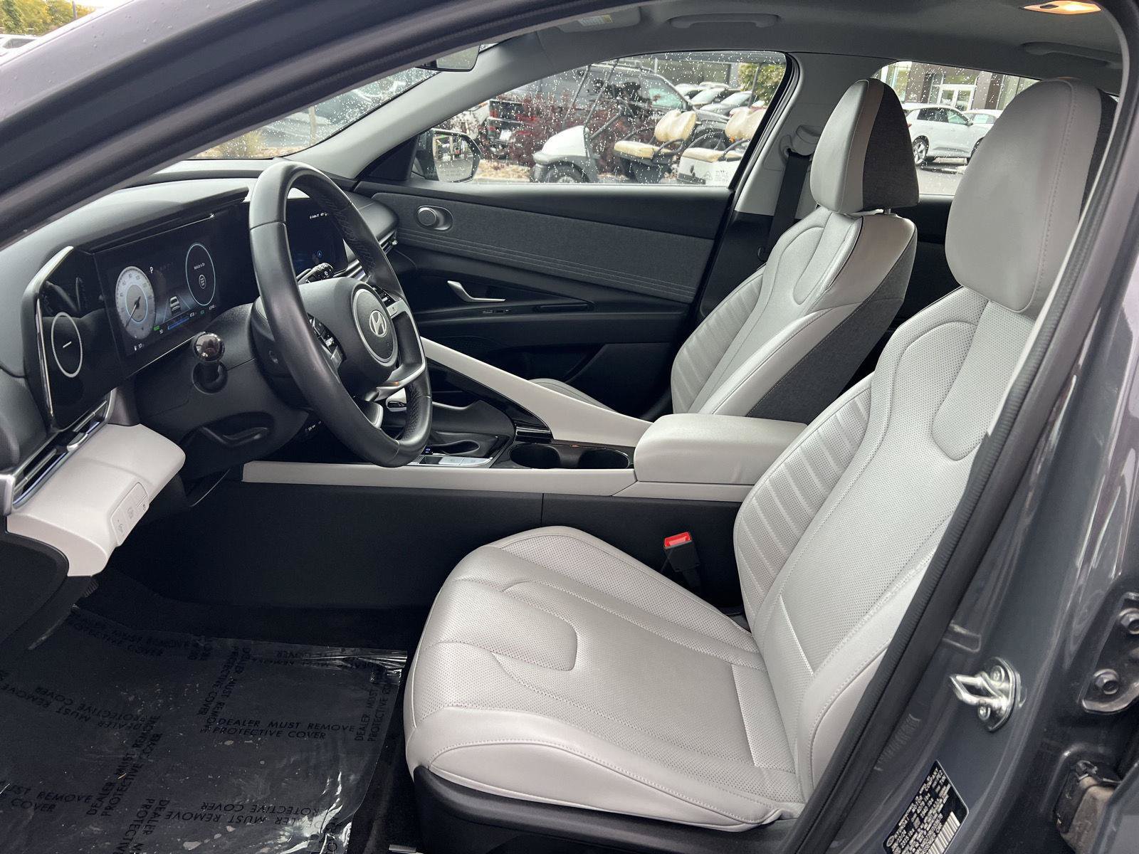Certified 2024 Hyundai Elantra Limited FWD image 24