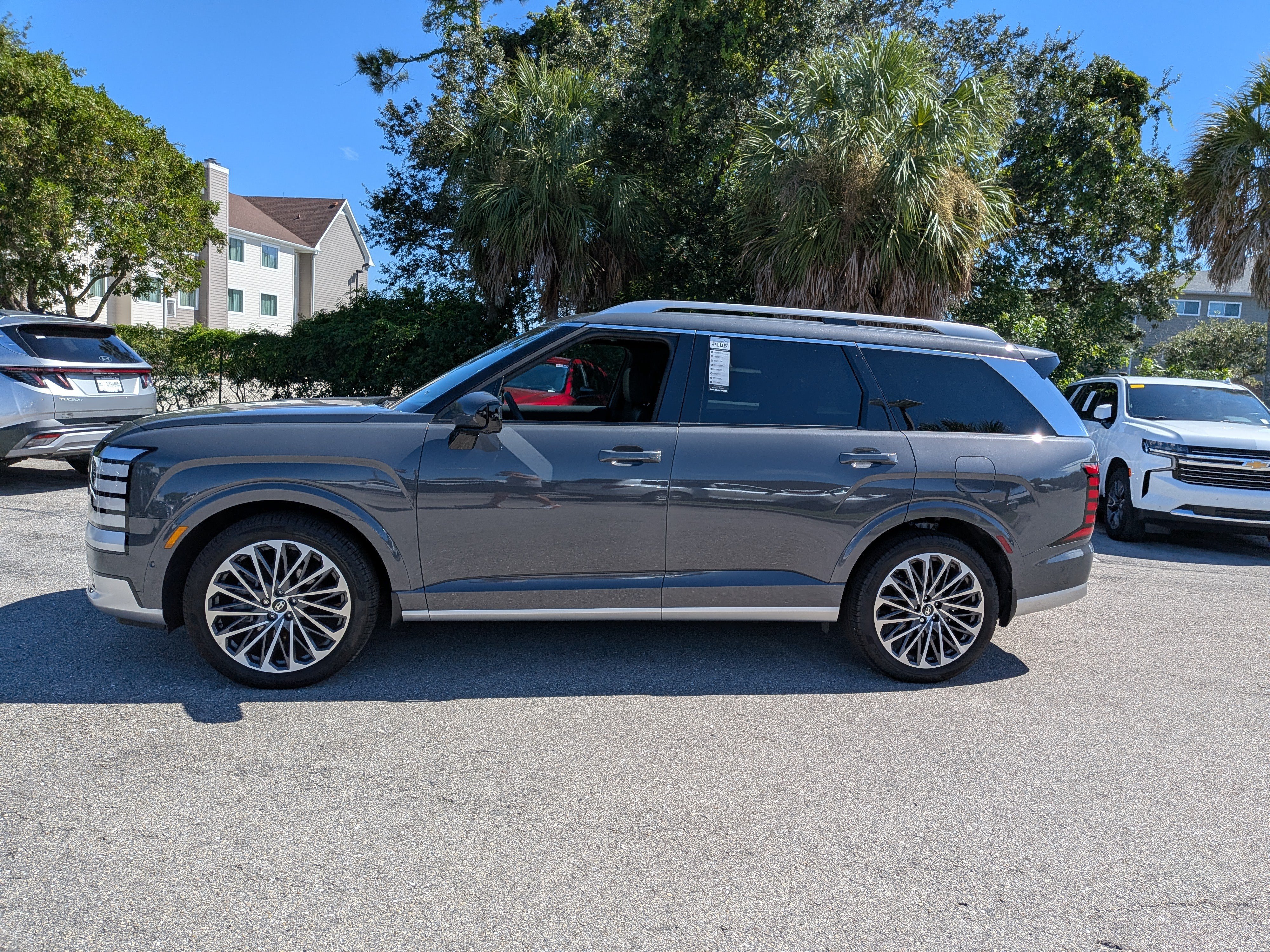 Used 2026 Hyundai Palisade Calligraphy FWD image 7