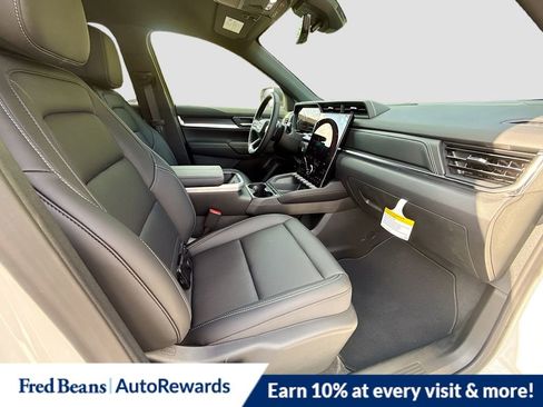 New 2026 GMC Terrain Elevation w/ Elevation Premium Package AWD/4WD image 32
