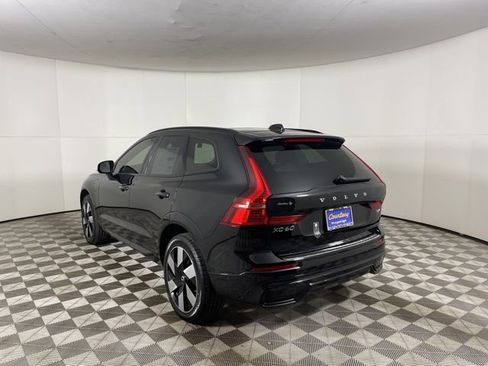 Used 2025 Volvo XC60 T8 Plus w/ Protection Package Premier AWD/4WD image 11