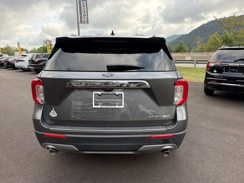 Used 2023 Ford Explorer Limited w/ Equipment Group 301A AWD/4WD image 5