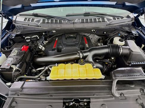 Used 2019 Ford F150 Raptor w/ Equipment Group 802A Luxury AWD/4WD image 32