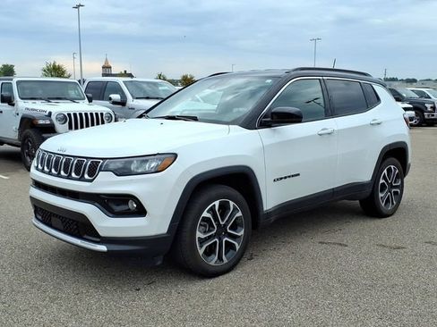 Used 2023 Jeep Compass Limited AWD/4WD image 1