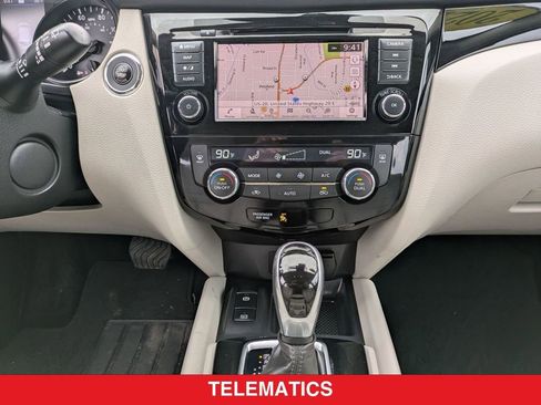 Certified 2022 Nissan Rogue Sport SL w/ Premium Package image 34