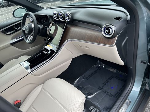 New 2026 Mercedes-Benz GLC 300 image 42