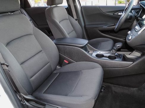 Certified 2022 Chevrolet Malibu LS w/ LPO, Convenience Package 1 FWD image 18