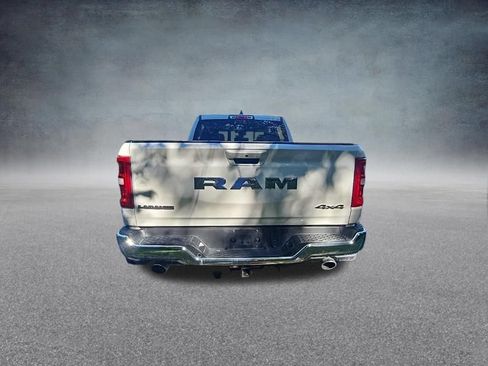 Used 2025 RAM 1500 Laramie AWD/4WD image 9