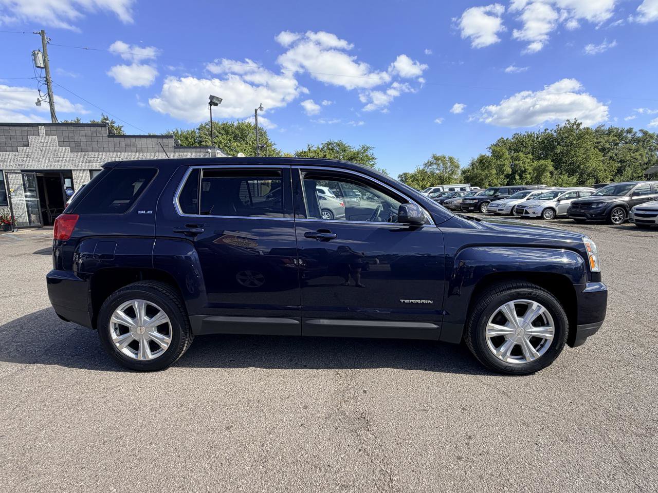 Used 2017 GMC Terrain SLE FWD image 7