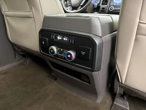 Used 2021 Ford Expedition Limited w/ Equipment Group 302A AWD/4WD image 31