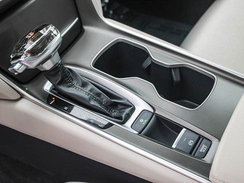 Used 2020 Honda Accord LX image 22