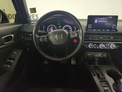 Used 2025 Honda Civic Sport image 13